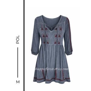 MSRP: $98 ✨ POL Baby Doll Peasant Dress – Blue Mineral Wash Embroidered Size M✨